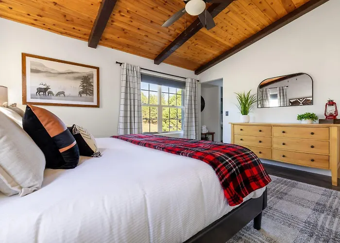 Sparrow Nest Hideaway 5br With Hot Tub * Flagstaff