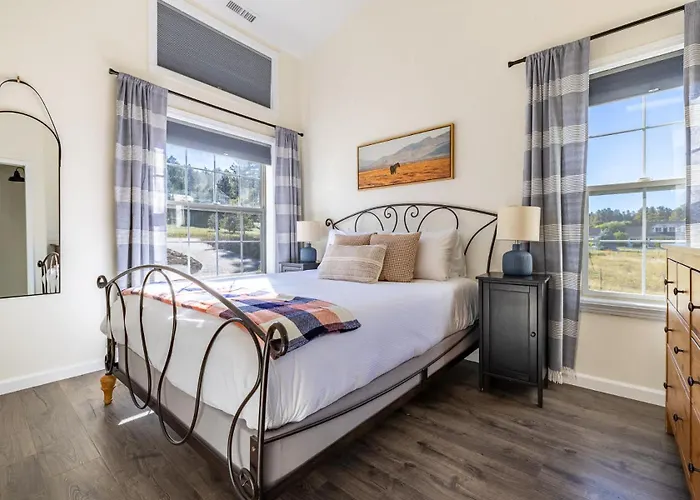 Sparrow Nest Hideaway 5br With Hot Tub Holiday home Flagstaff